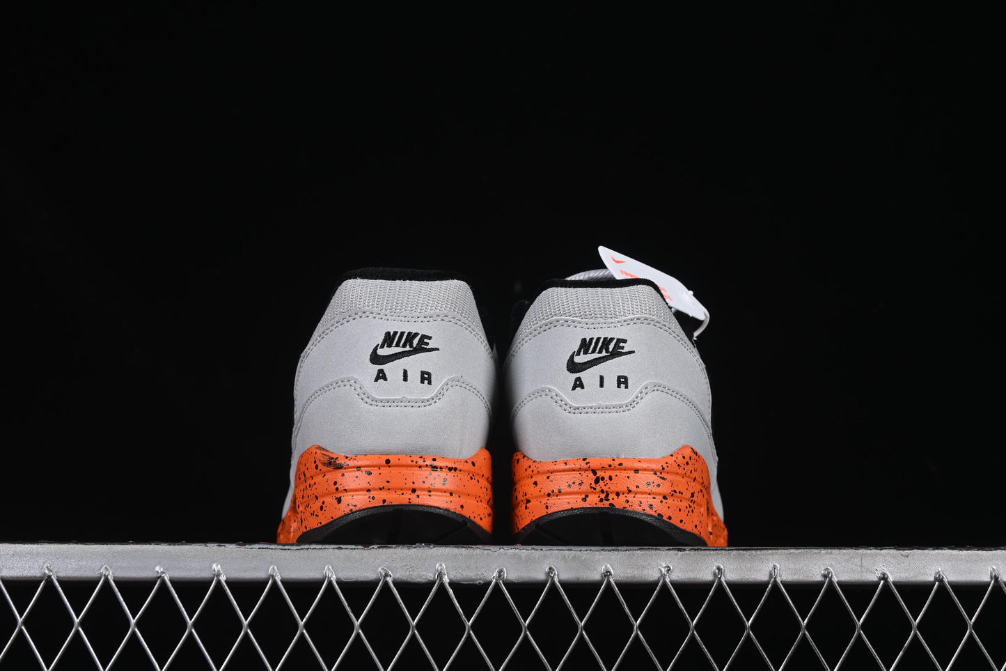 Nike Air Max 1 Retro Running Shoes with Half-Sole Air Cushion - FD2638-005
