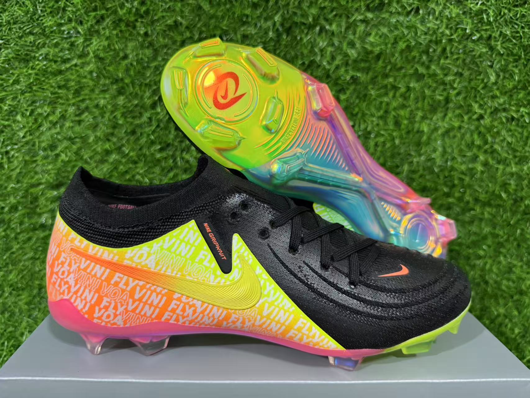 NIKE PHANTOM LUNA ELITE FG