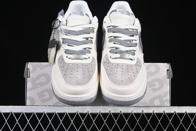 Nike Air Force 1 '07 Low The North Face x CDG Retro Casual Sneakers with Full-Length Air Cushion - DM6688-049