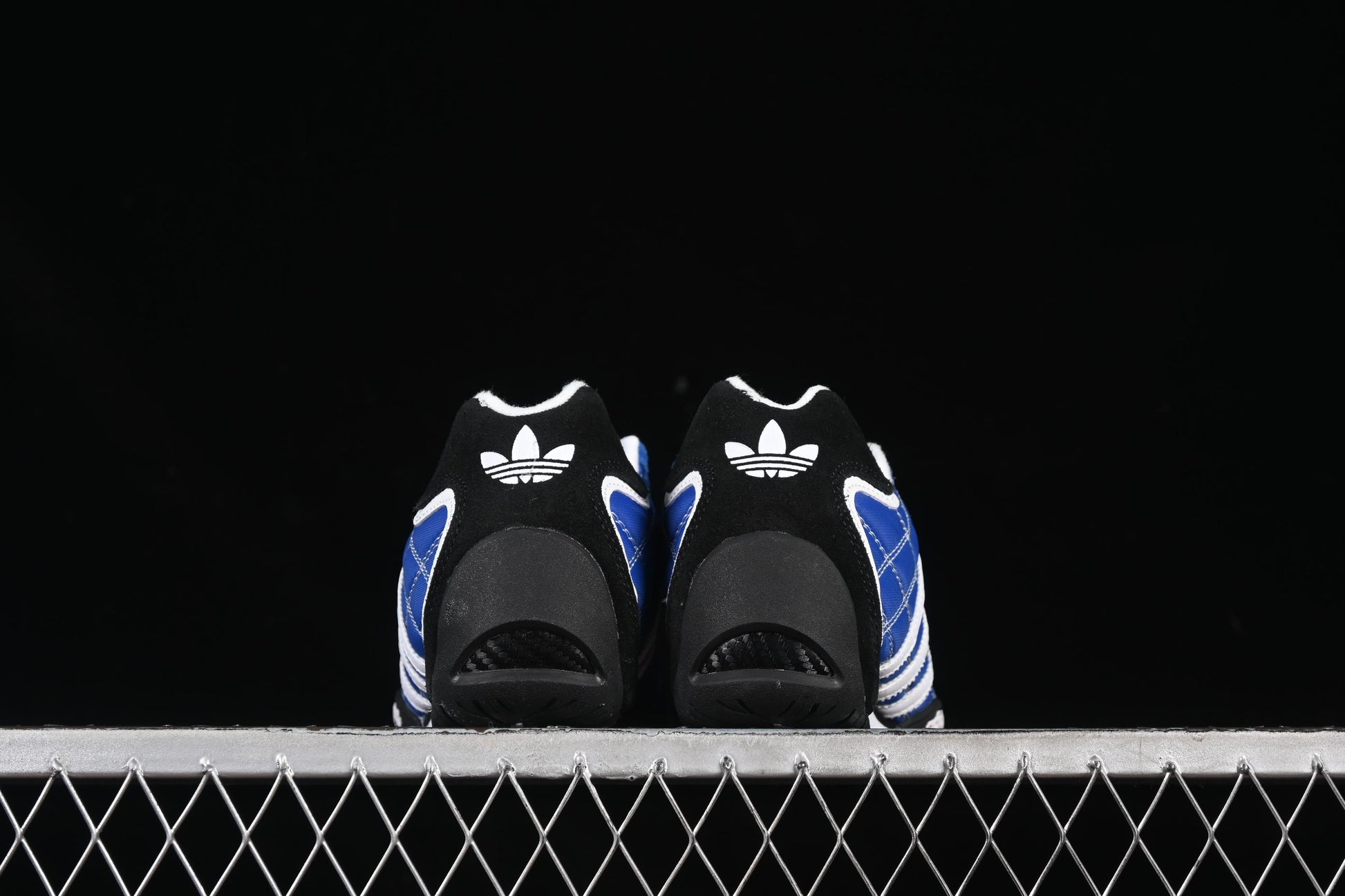 Adidas Originals Adiracer Running Shoes - JP7012