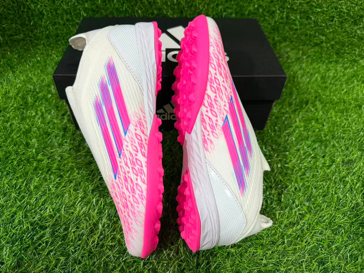 adidas F50 Elite Laceless TF