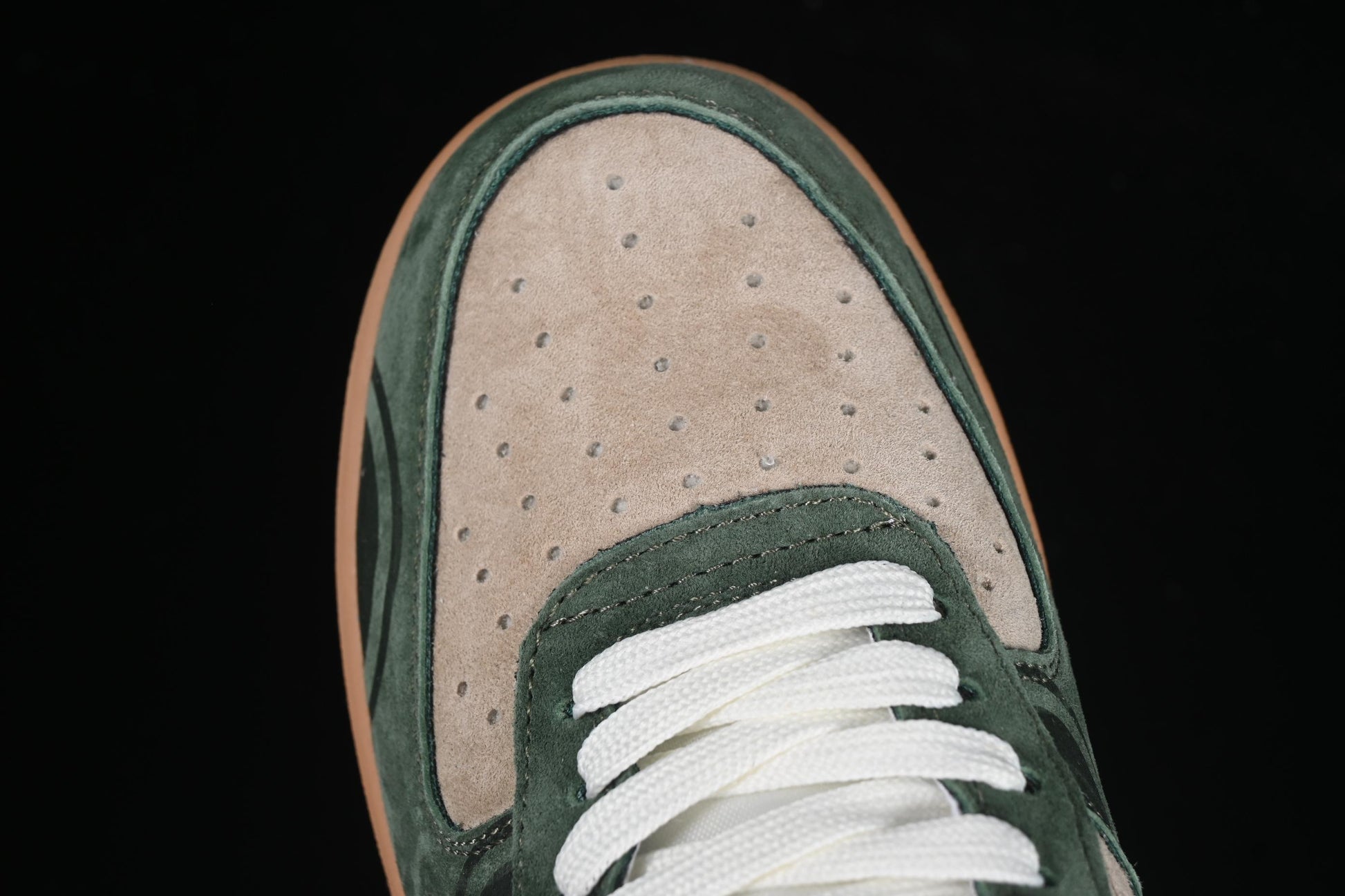Nike Air Force 1'07 Low Supreme Collaboration Distressed Graffiti Casual Sneakers - DF0188-024