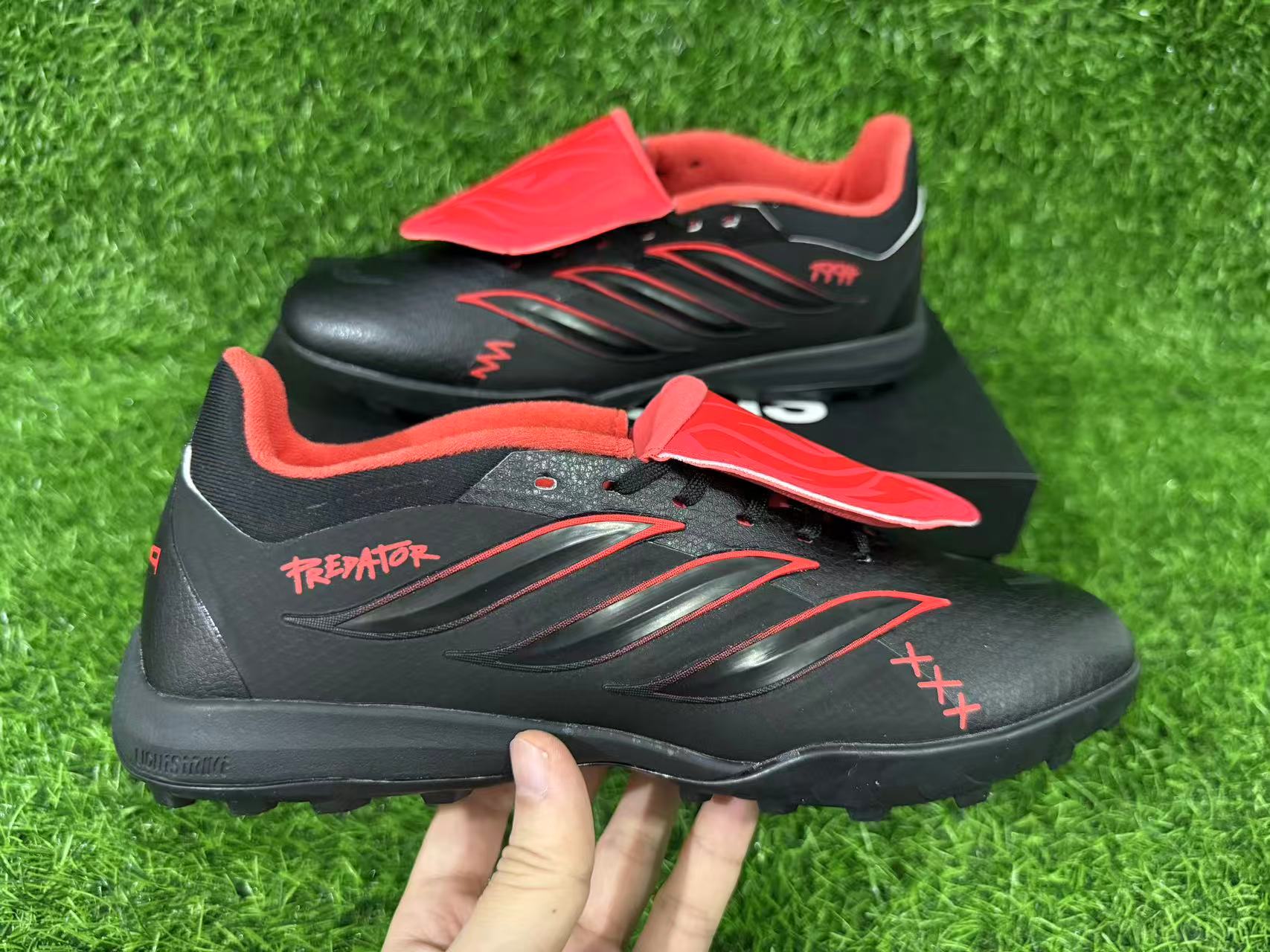adidas 26 Predator Elite Tongue TF