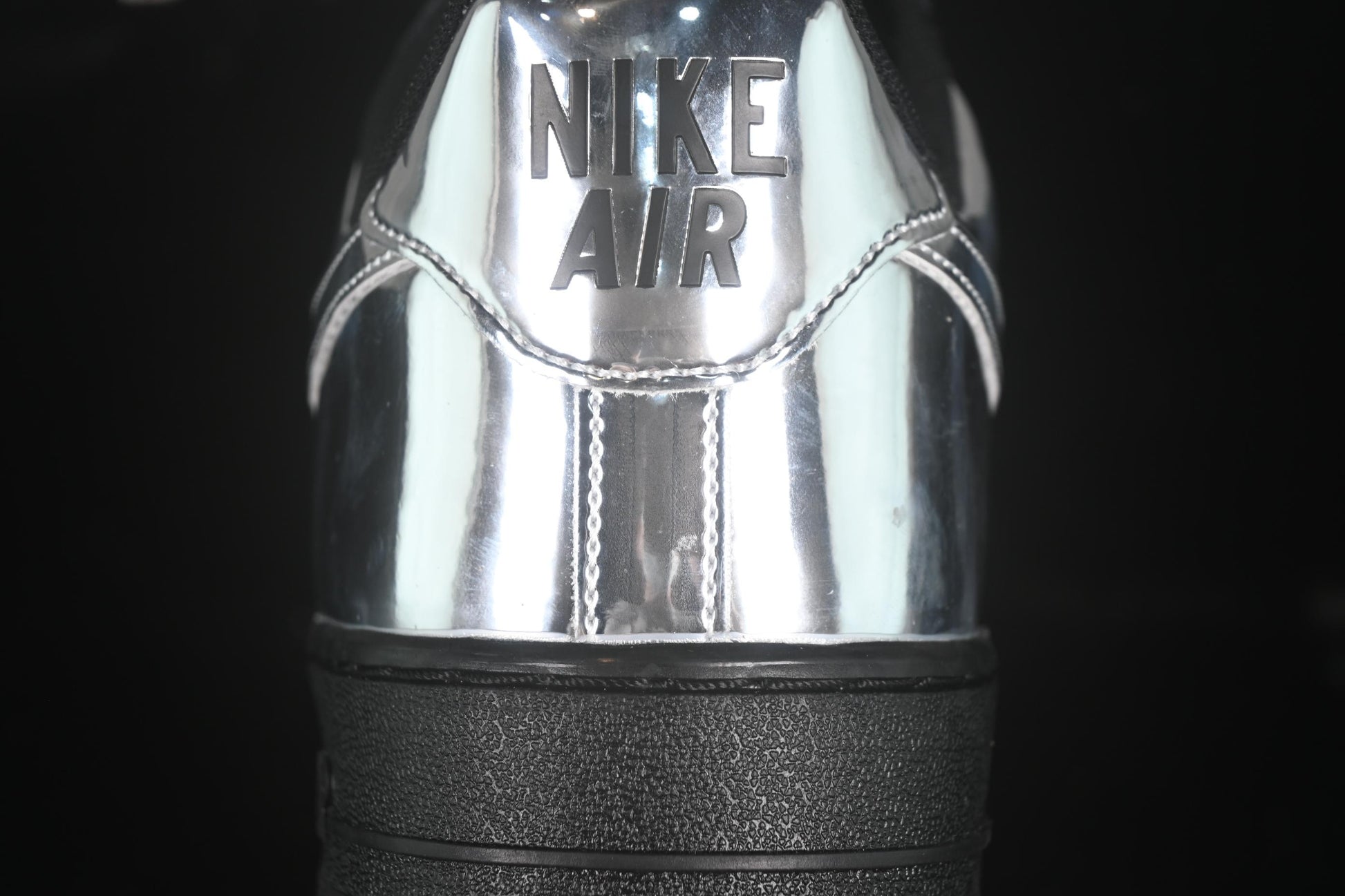 Nike Air Force 1'07 Low Casual Sneakers with Full-Length Air Cushion - HF2885-001