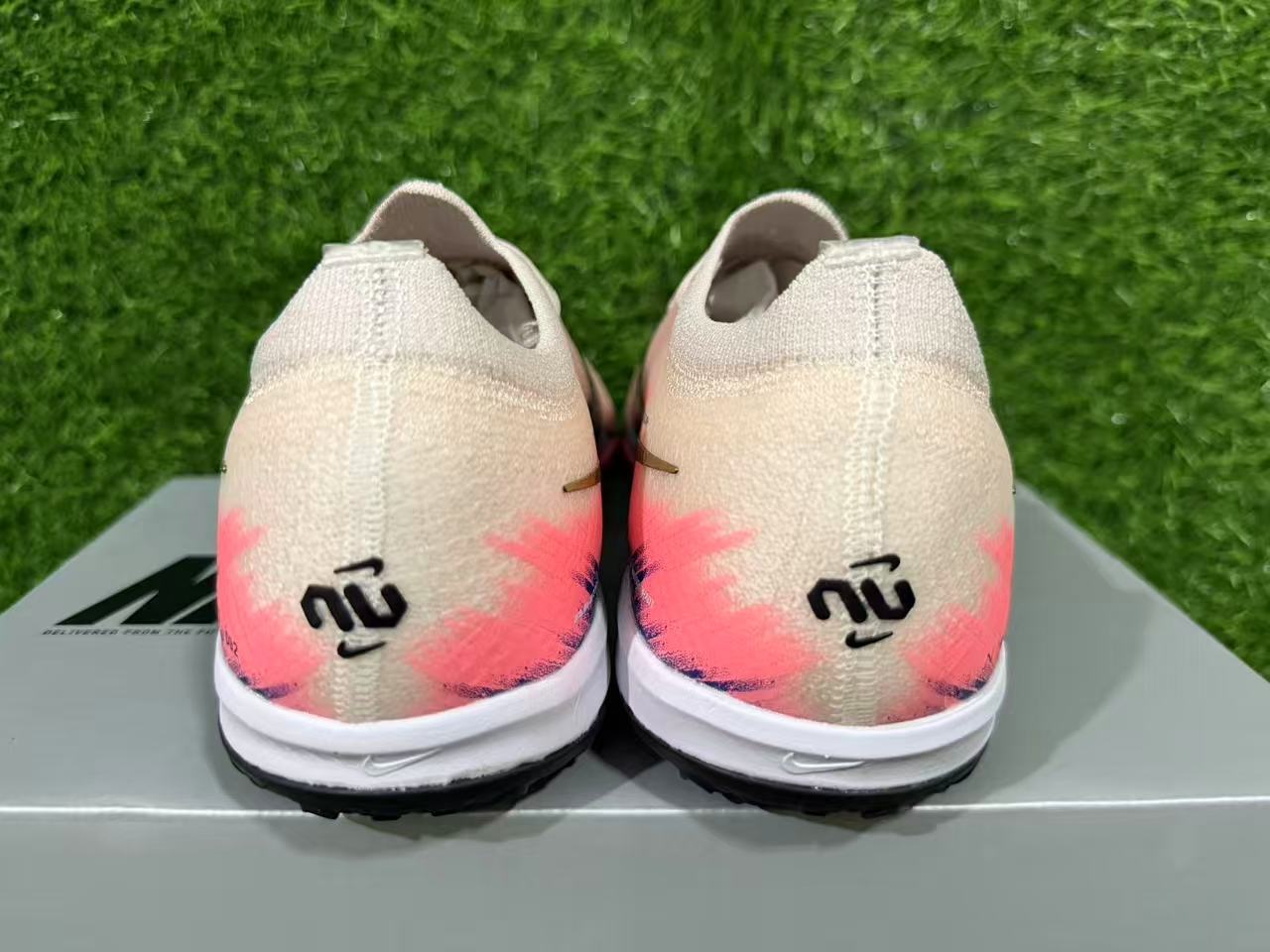 Nike Air Zoom Mercurial Vapor XV Elite