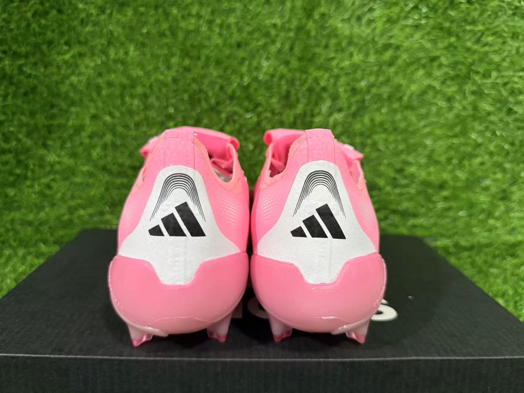 PREDATOR ACCURACY FG BOOTS