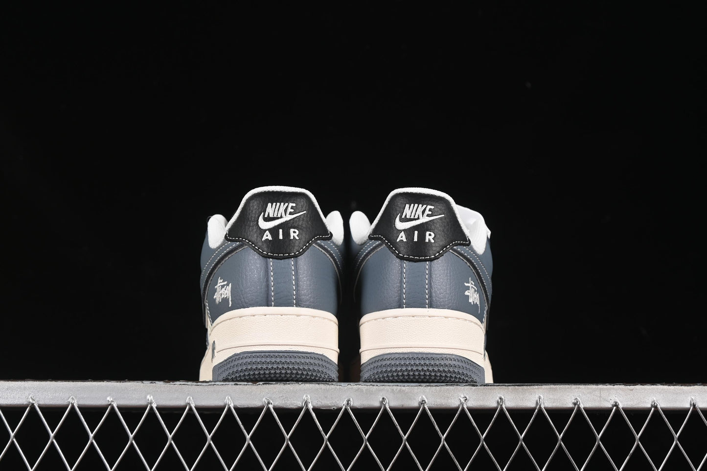 Nike Air Force 1 '07 Low Stussy Collaboration Grey Black Tail Low-Top Casual Sneakers - XS1958-553