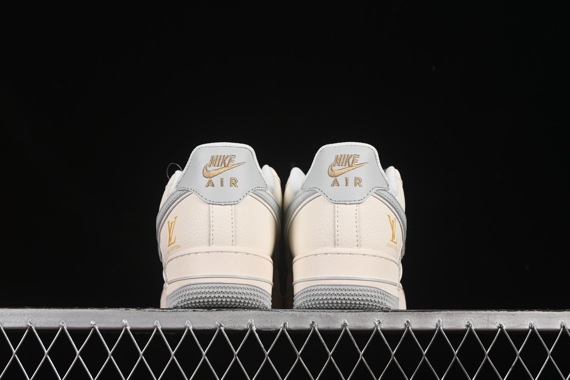 Nike Air Force 1'07 Low LV Collaboration Print Small Gold Swoosh Casual Sneakers - XX3168-159