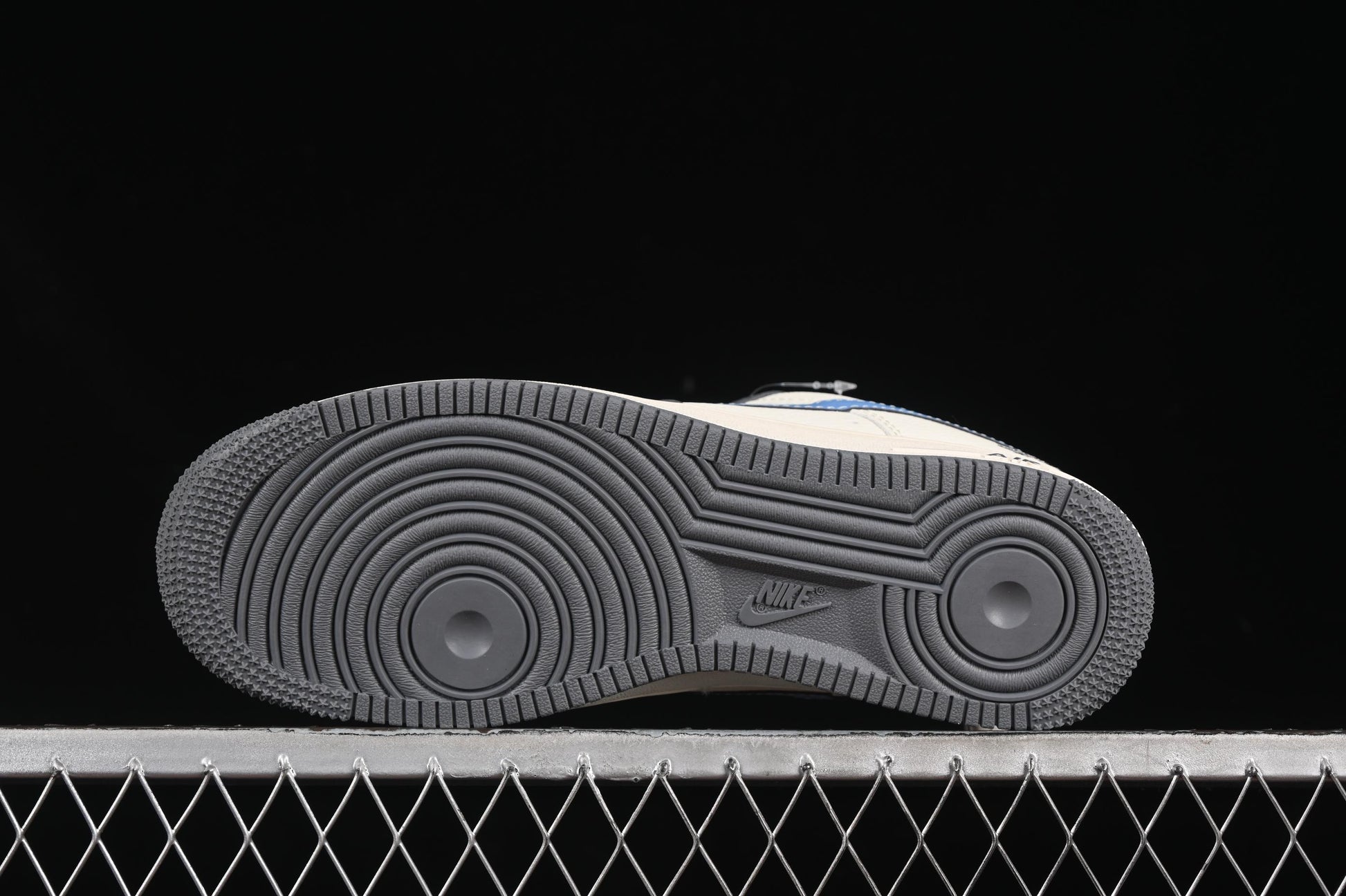 Nike Air Force 1 '07 Low Stussy Collaboration Light Grey Sky Blue Swoosh Casual Sneakers - XS1958-574