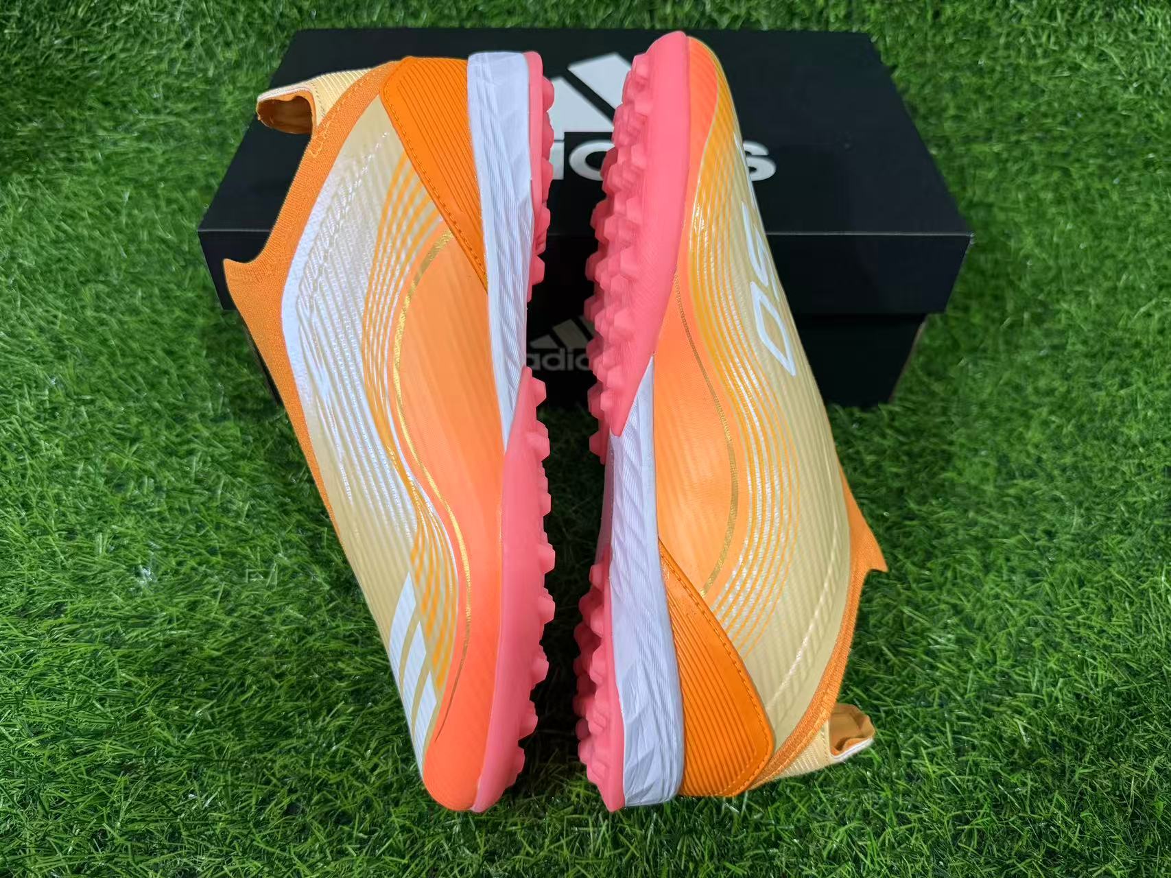 adidas F50 Elite Laceless TF