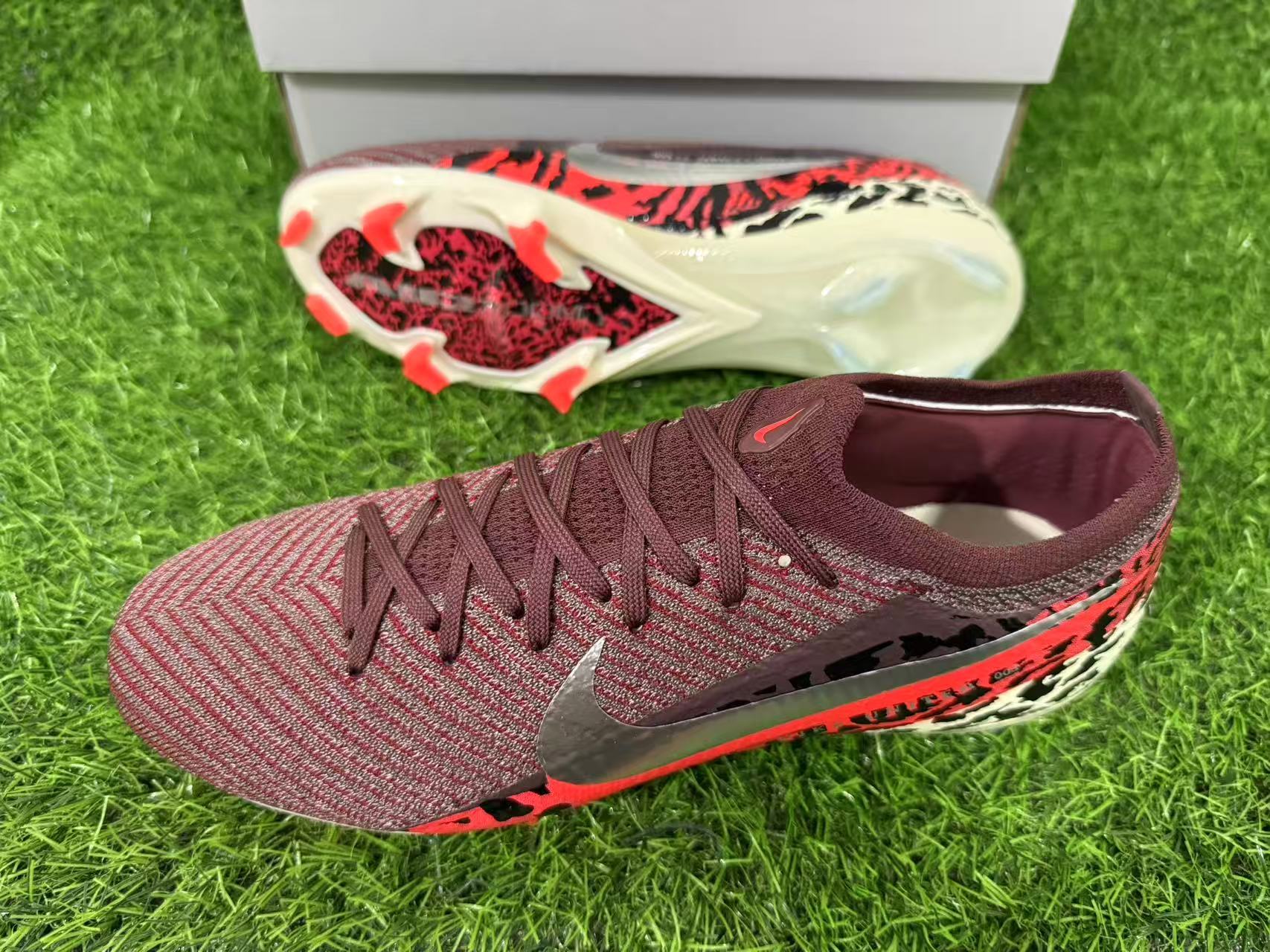 Nike Air Zoom Mercurial Vapor XV Elite