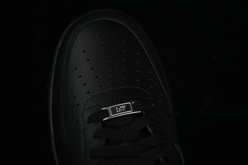 Nike Air Force 1 '07 Low Casual Sneakers with Full-Length Air Cushion - FJ4146-001