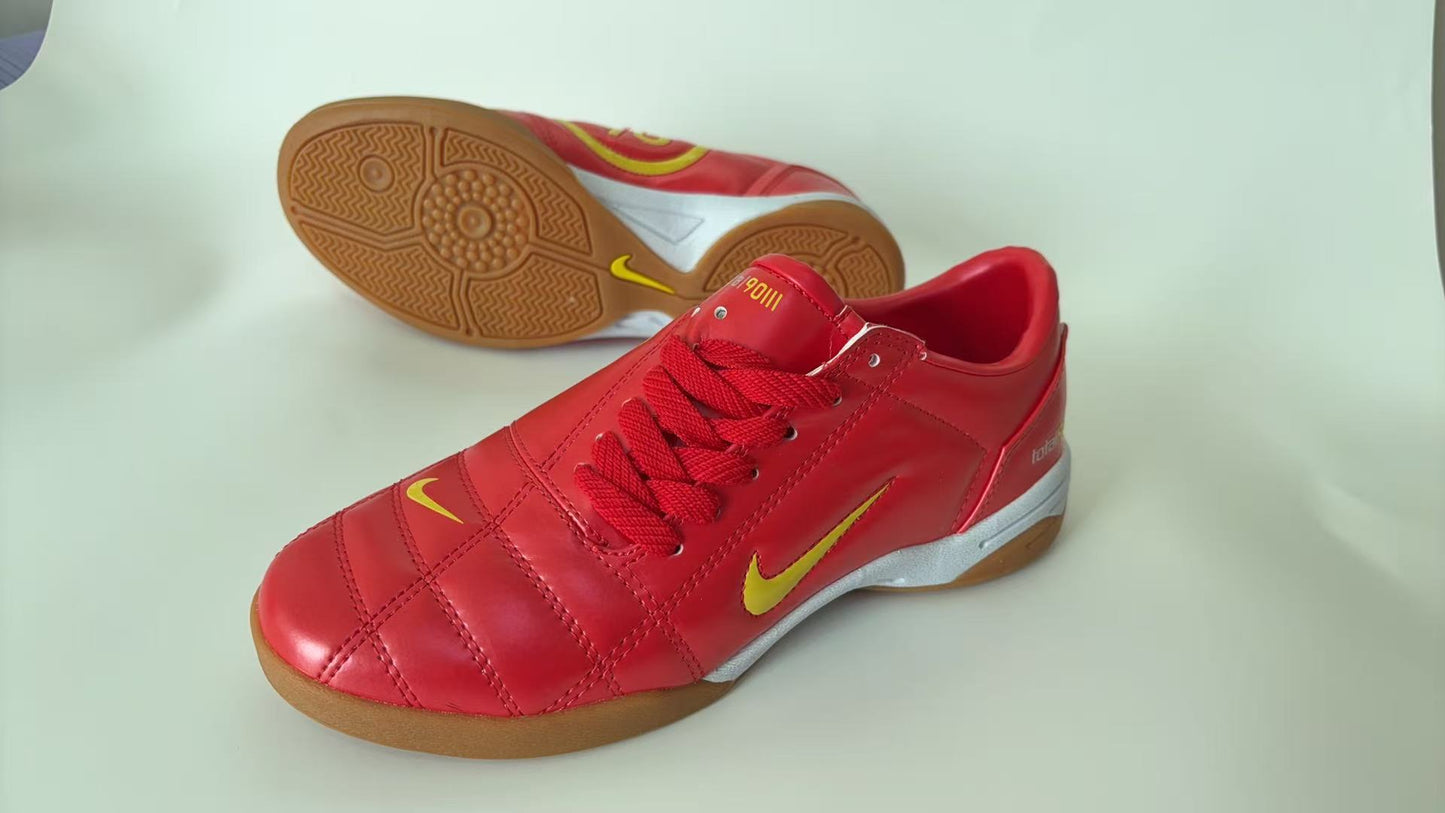 NIKE T90 IC