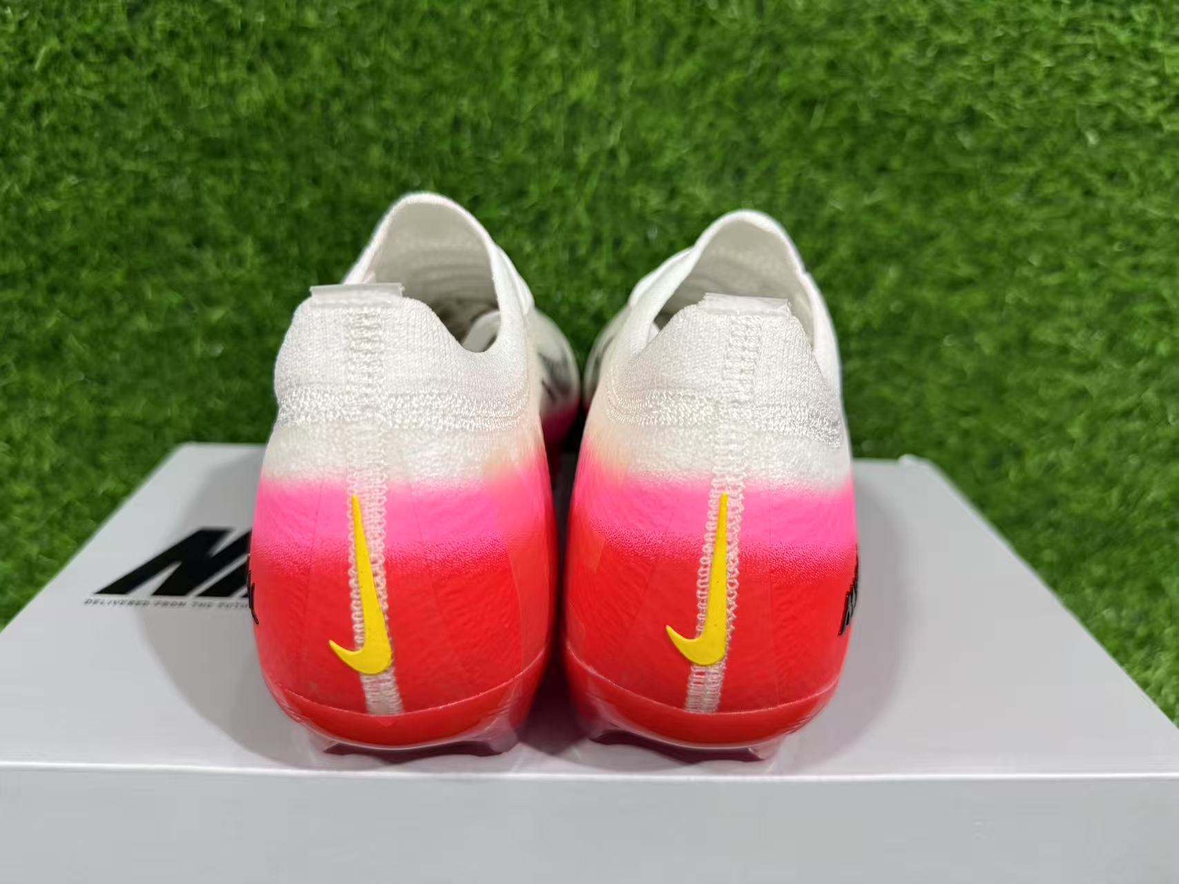 Nike Air Zoom Mercurial Vapor XV Elite