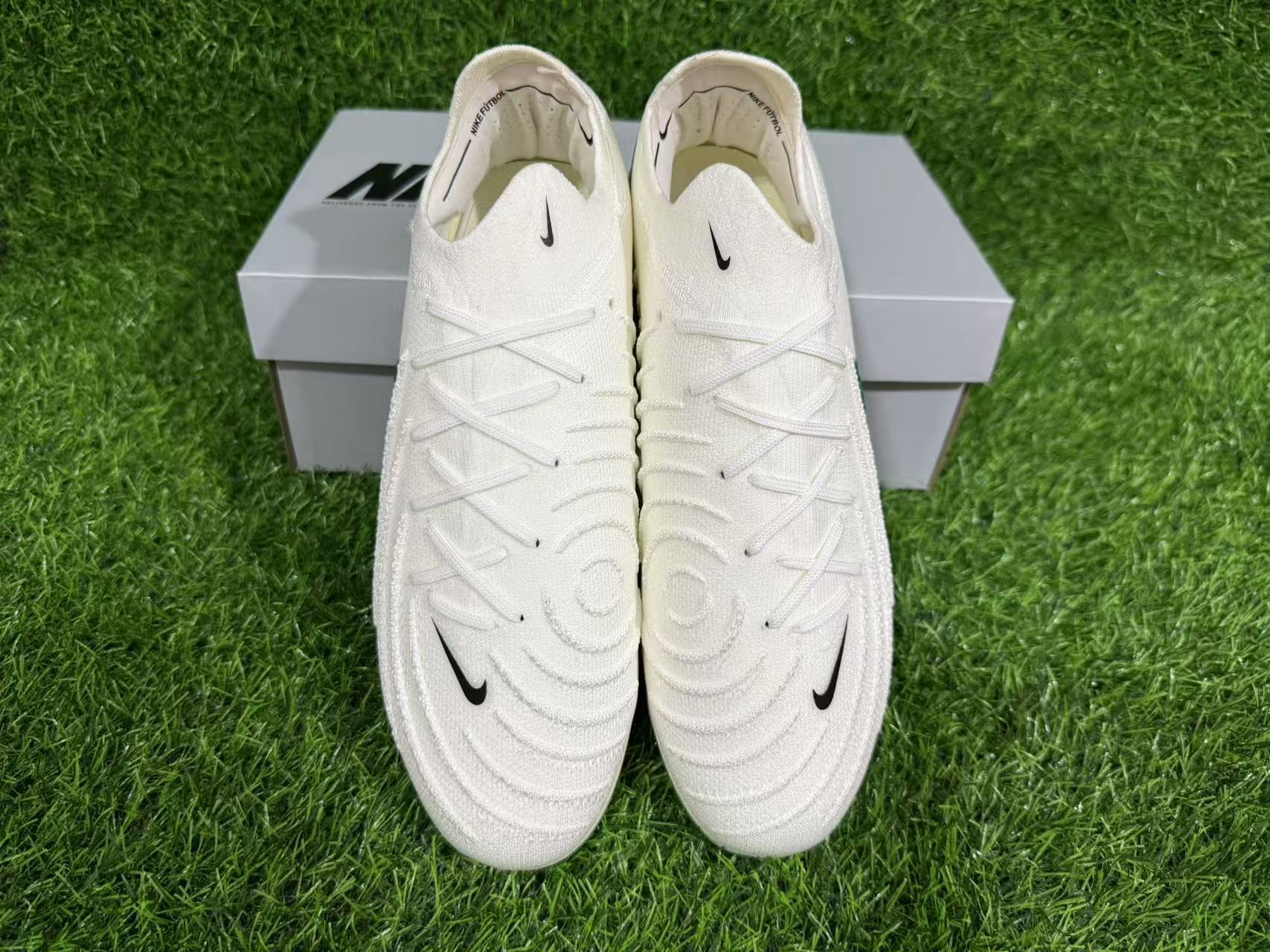 NIKE PHANTOM LUNA ELITE AG