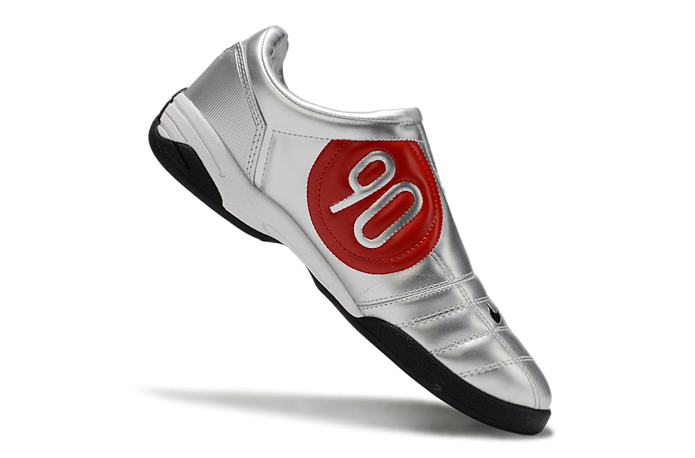 NIKE T90 IC