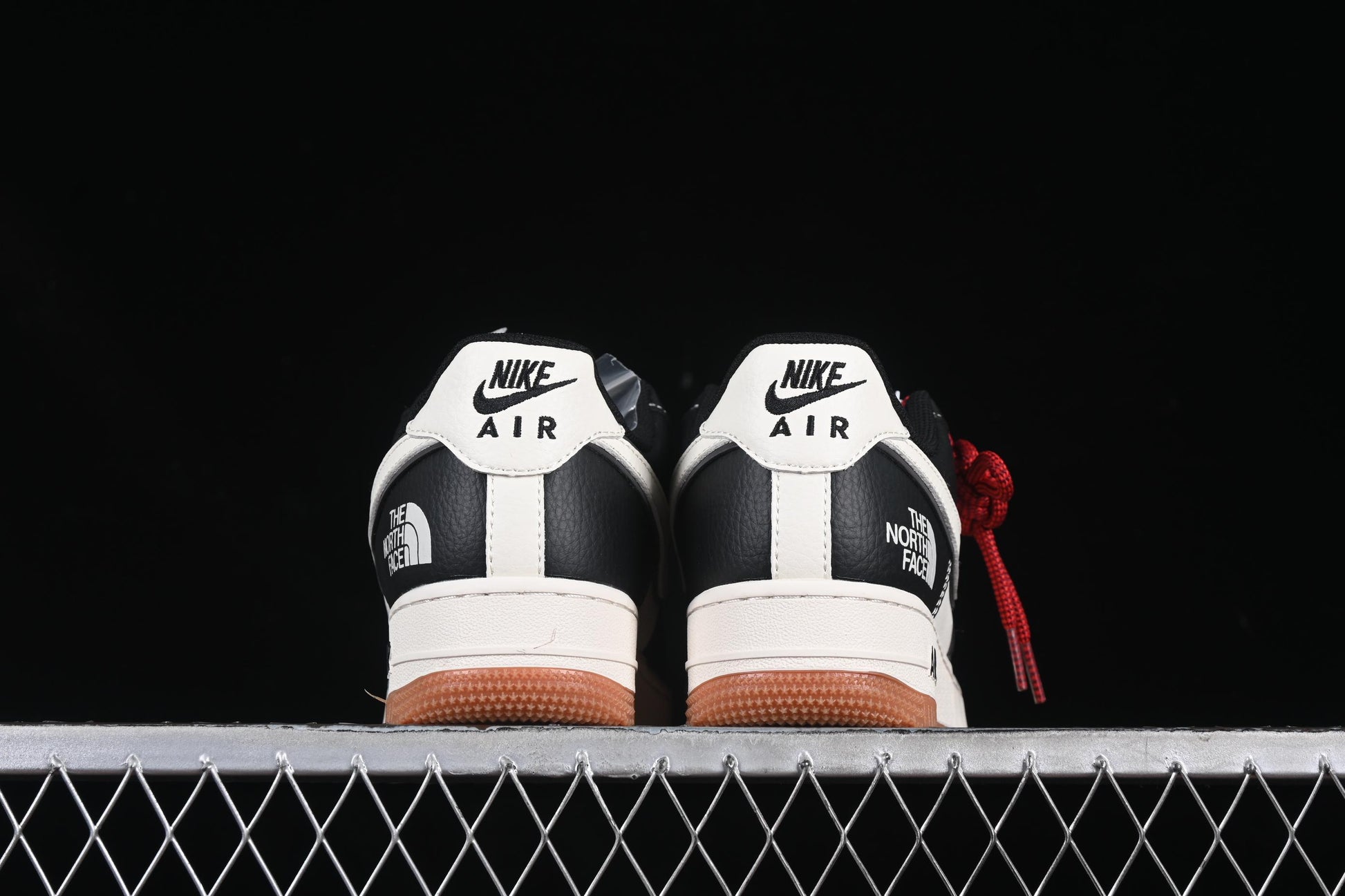 Nike Air Force 1'07 Low The North Face Collaboration Black Lychee Pattern Gum Sole Casual Sneakers - XZ6188-114