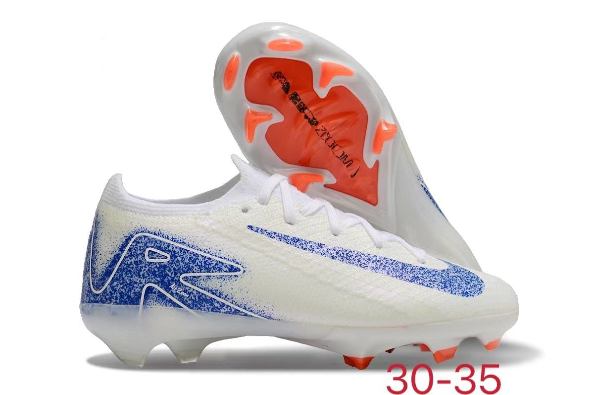 30 31 left) Mercurial 16 children’s football shoes