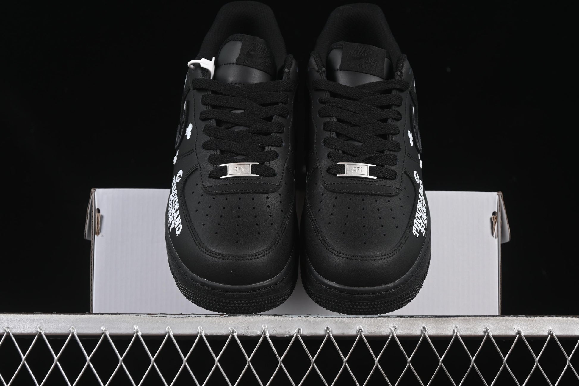 Nike Air Force 1'07 Low "Nica" One Piece Manga Series Gear 5 Nika Casual Sneakers - CW2288-016
