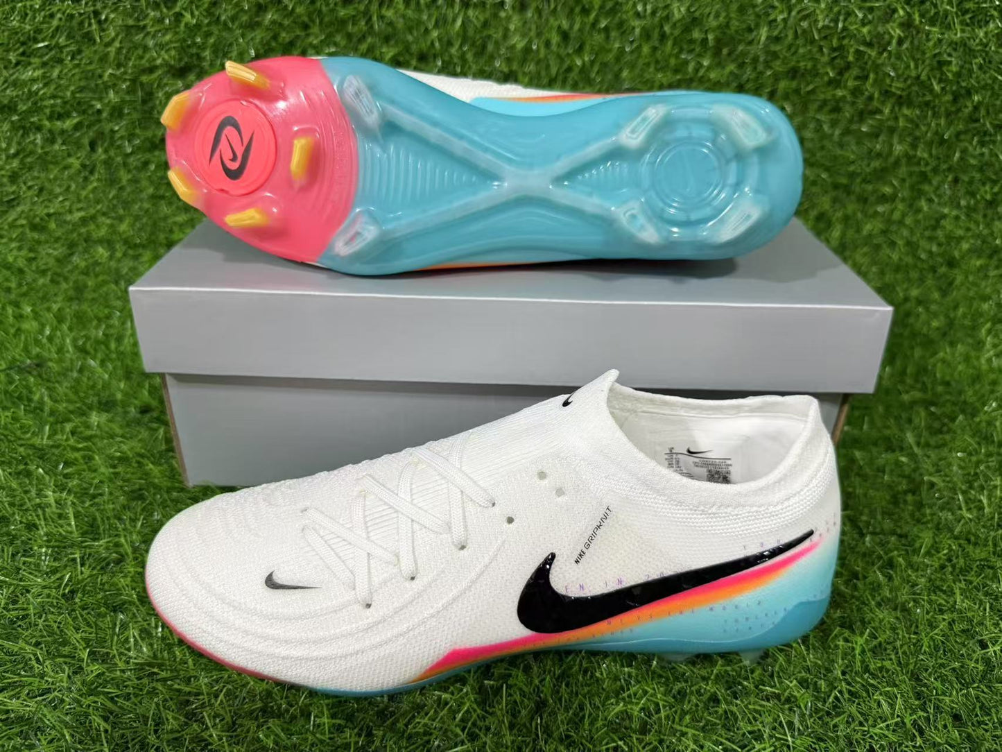 NIKE PHANTOM LUNA ELITE FG