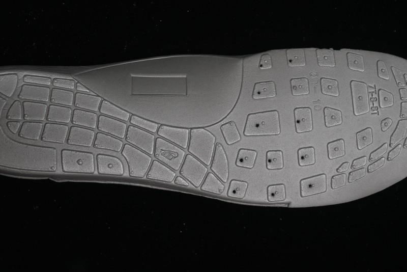 Nike Air Max 90 Retro Running Shoes with Air Cushion Technology - CN8490-101