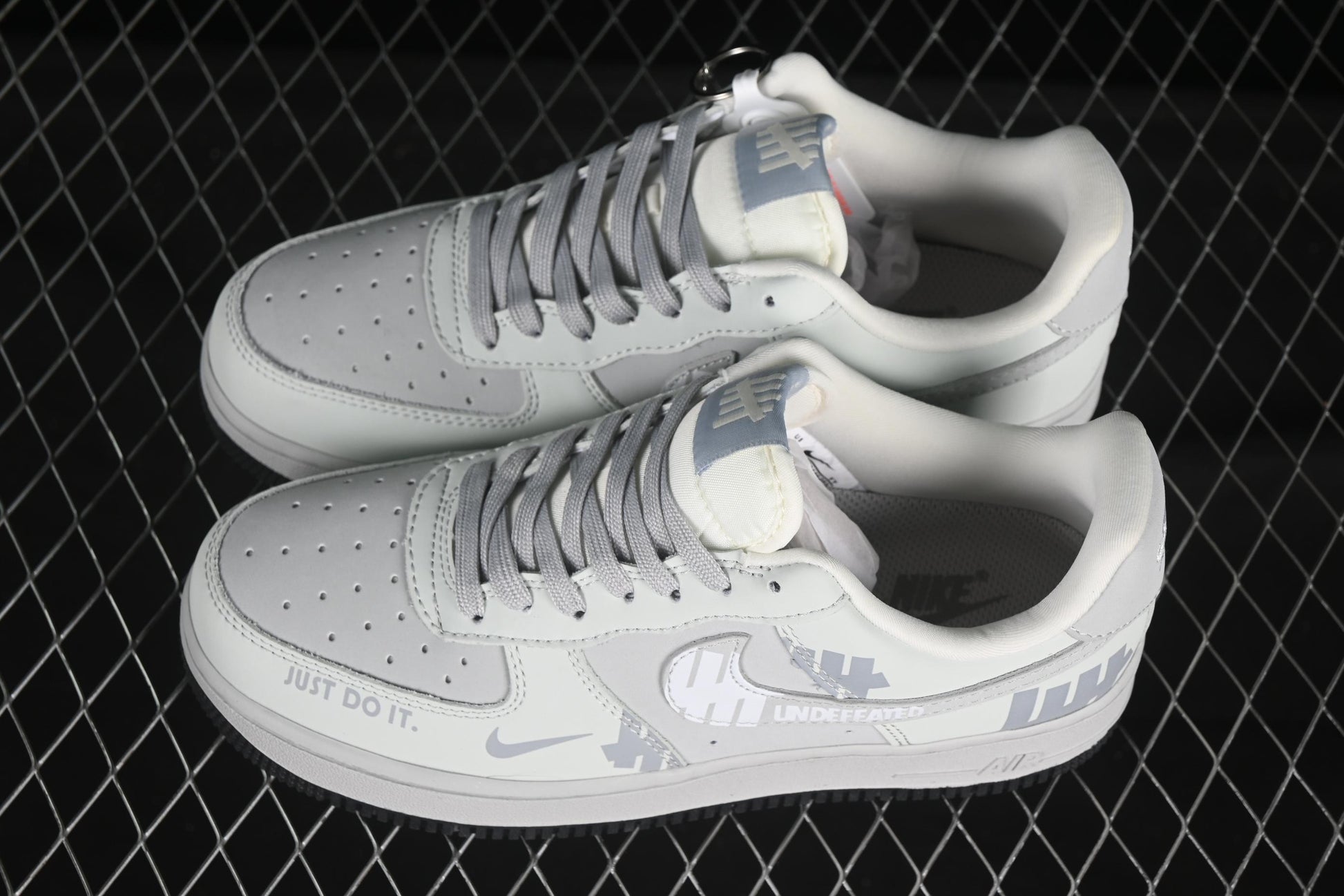 Nike Air Force 1 '07 Low UN Collaboration Impression Logo Casual Sneakers - DF0188-060