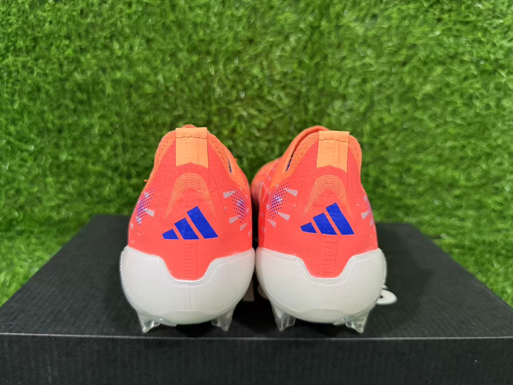 PREDATOR ACCURACY+ FG BOOTS