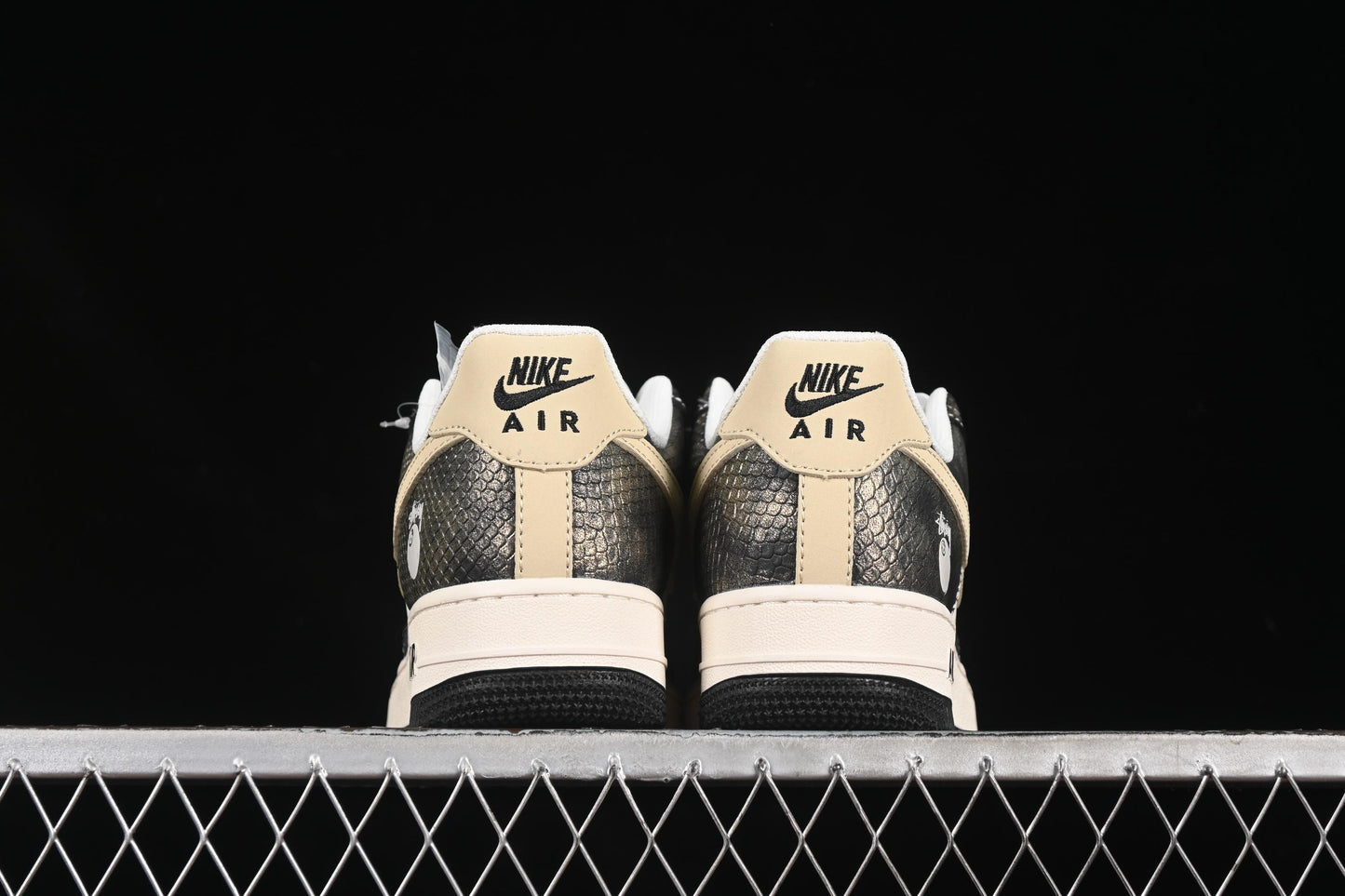 Nike Air Force 1 '07 Low Stussy Collaboration Gradient Snake Print Casual Sneakers - XS1958-556