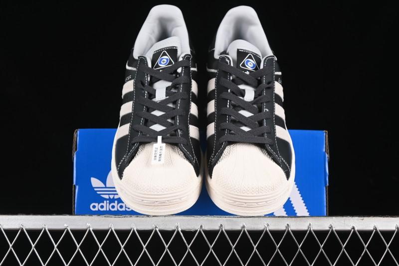 Adidas Superstar IF1780 Casual Sneakers with Shell Toe Design - IF1780