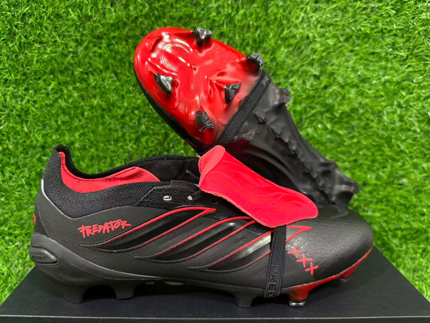 adidas 26 Predator Elite Tongue FG
