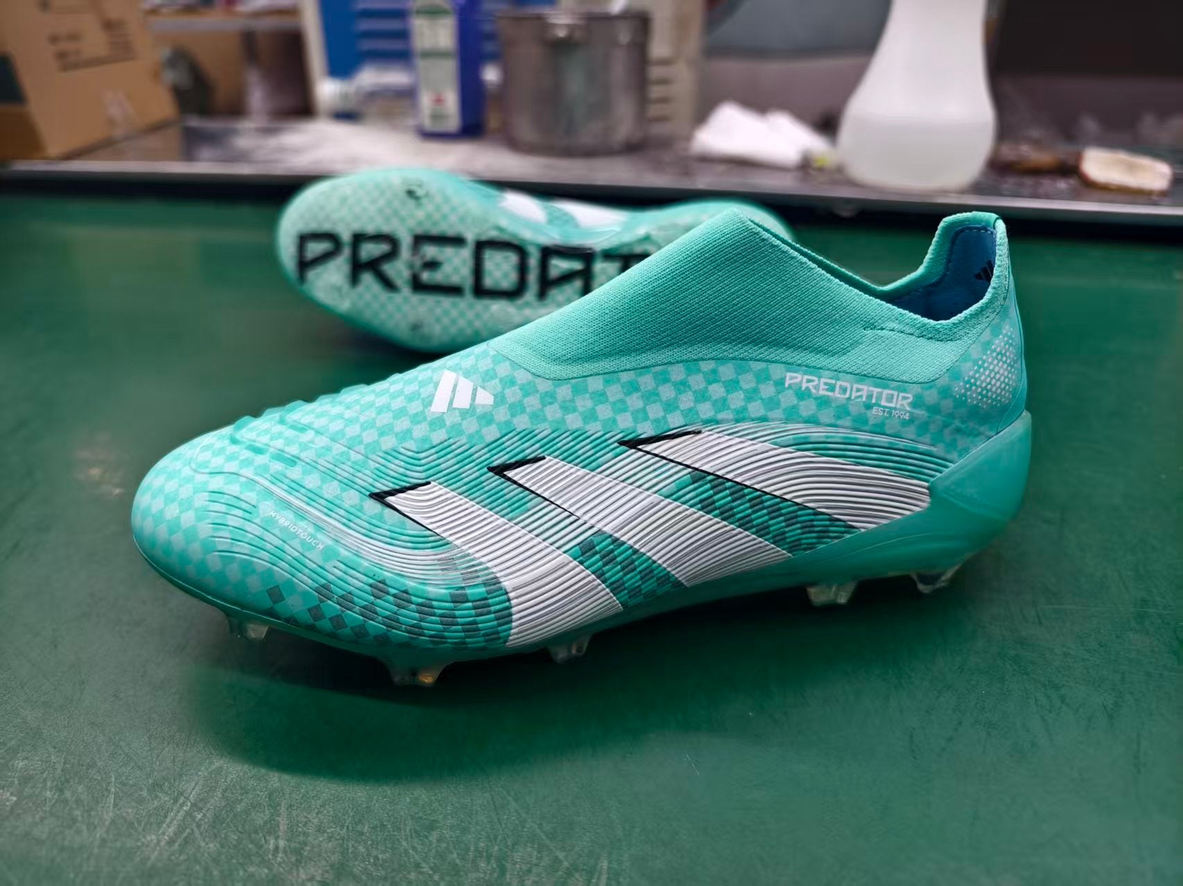 PREDATOR ACCURACY+ FG BOOTS