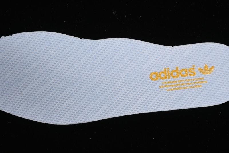Adidas Originals Gazelle Indoor Retro Casual Sneakers with Slip-Resistant and Durable Low-Top Design - HQ8716