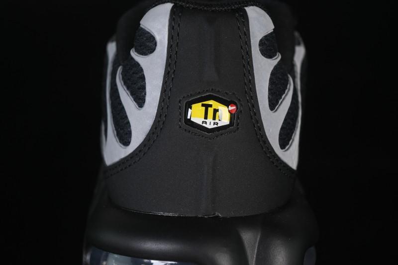Nike Air Max Plus Retro Running Shoes with Air Cushion - HQ3029-001