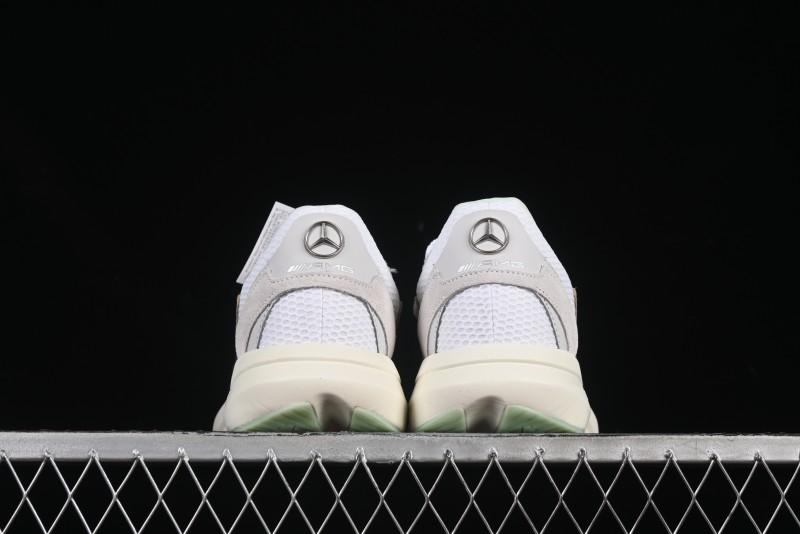 Adidas Lightblaze Mer Running Shoes with Breathable Design - JP8363