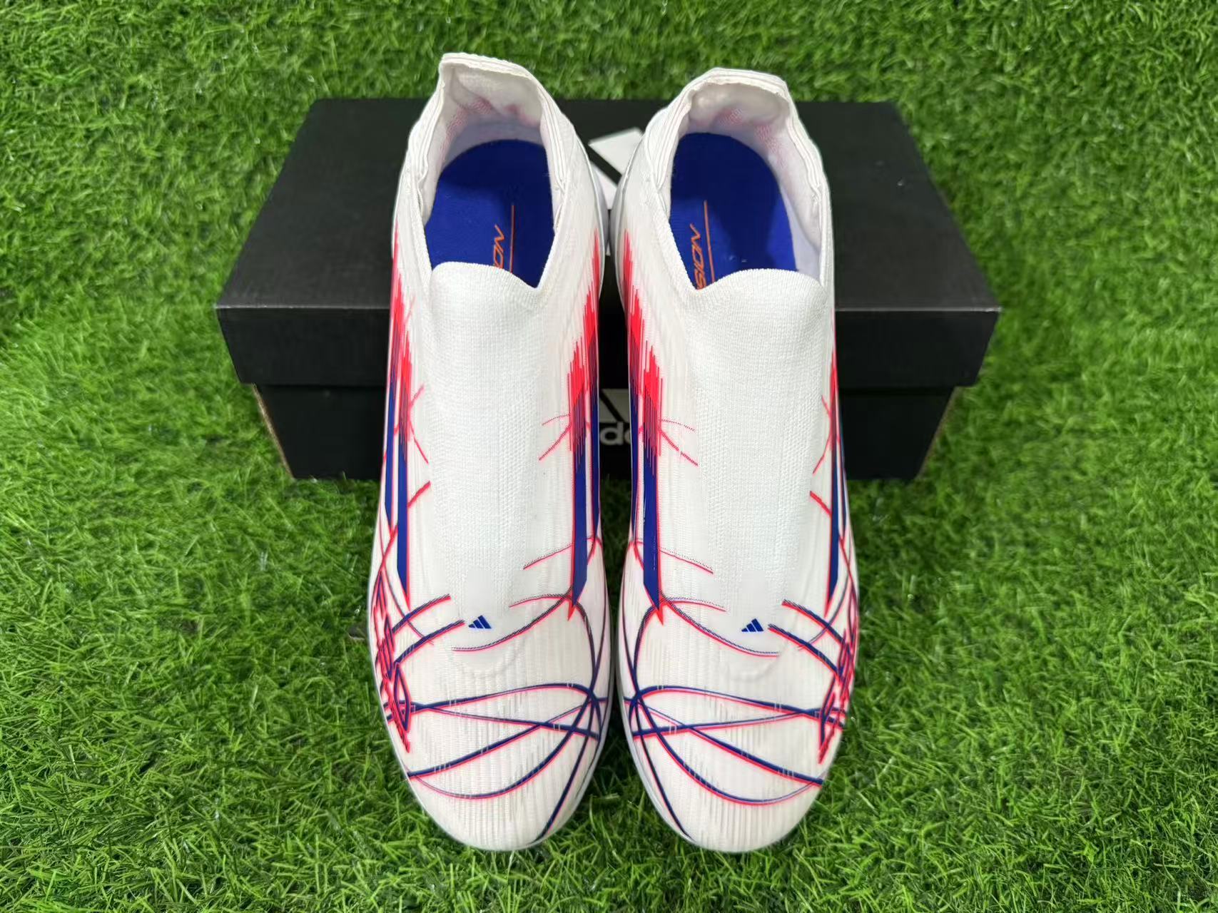 adidas F50 Elite Laceless TF
