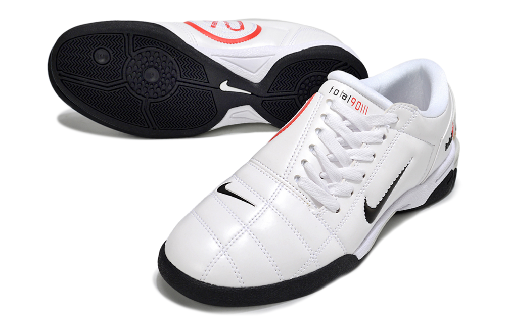 NIKE T90 IC