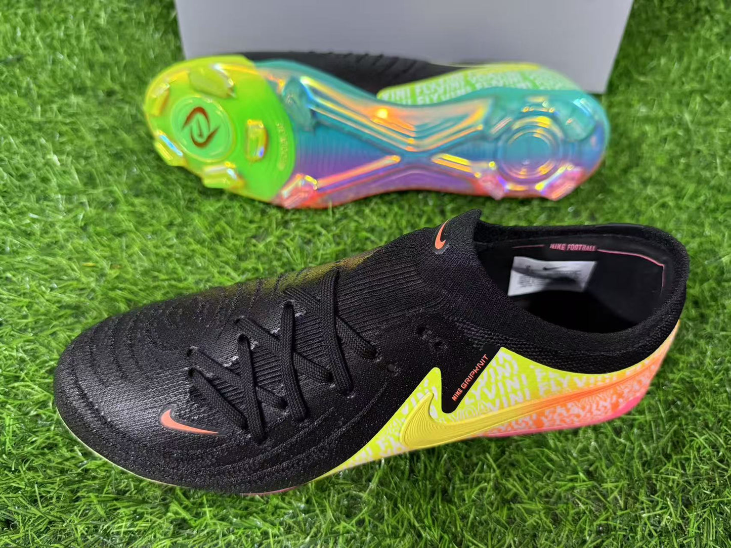 NIKE PHANTOM LUNA ELITE FG