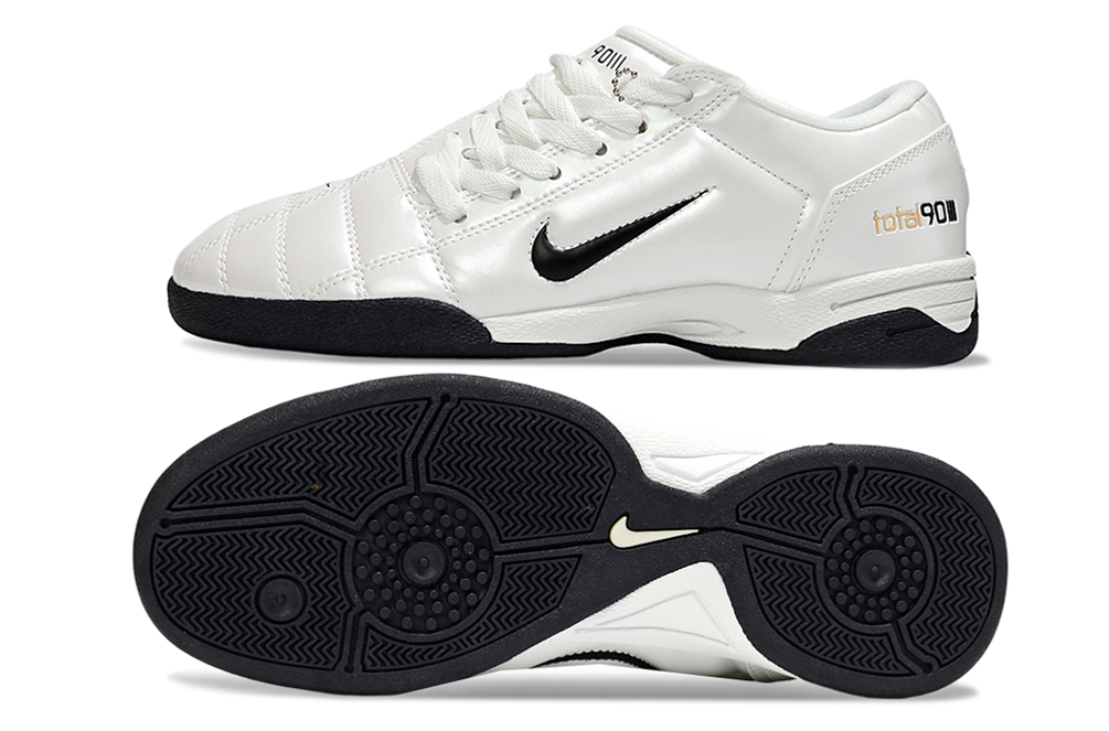 NIKE T90 IC