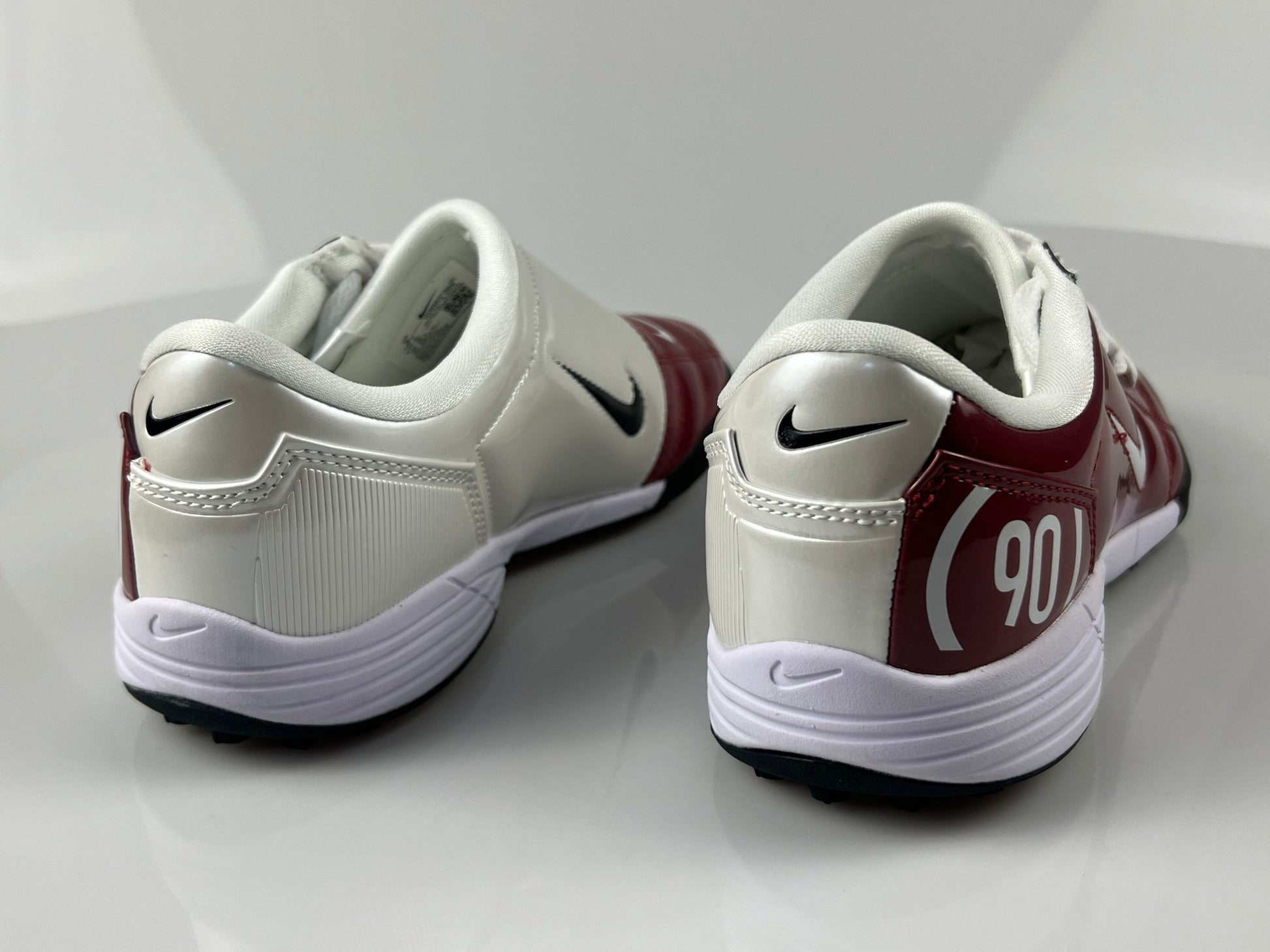 NIKE T90 TF