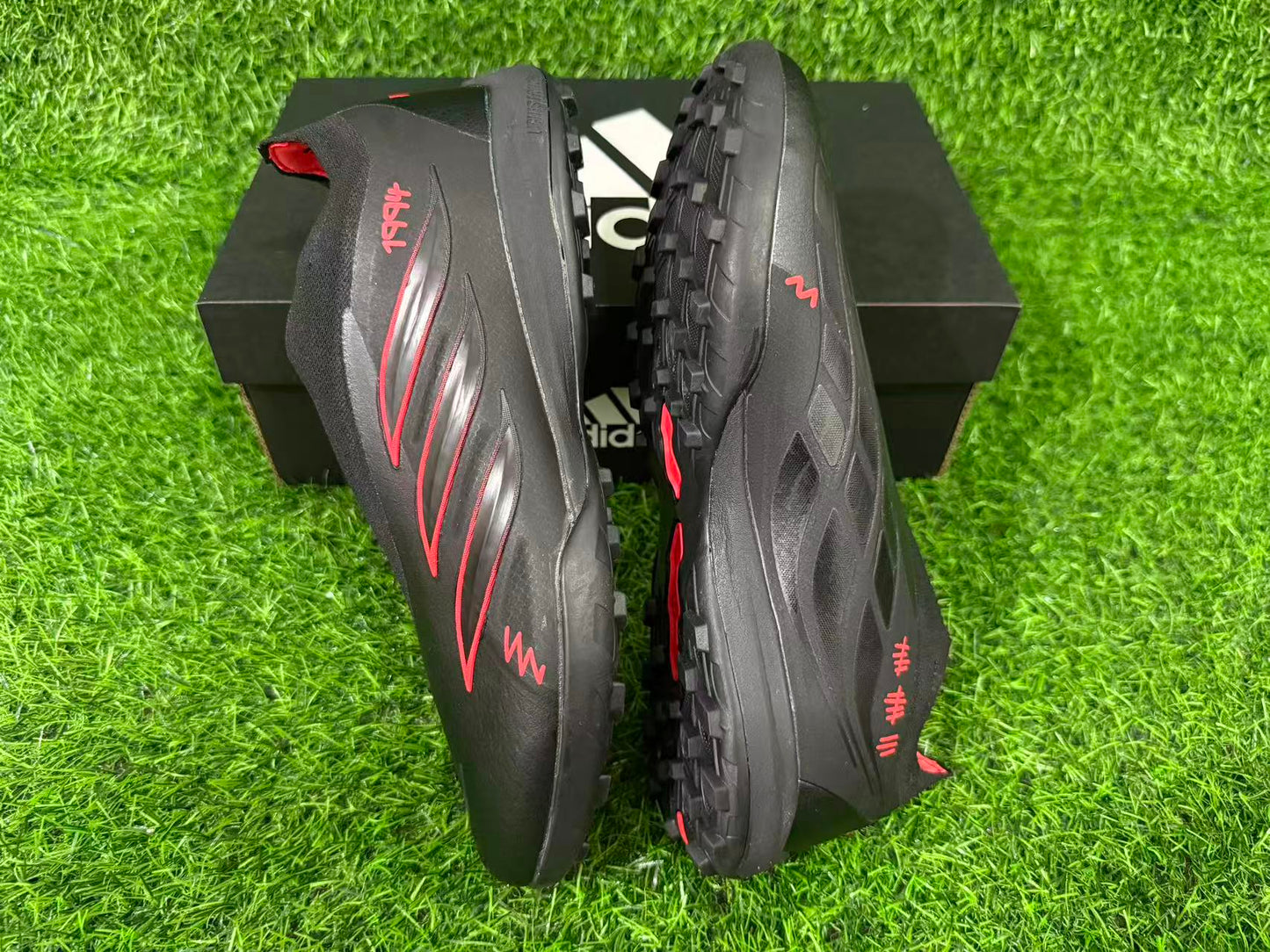 adidas 26 Predator Elite LL TF