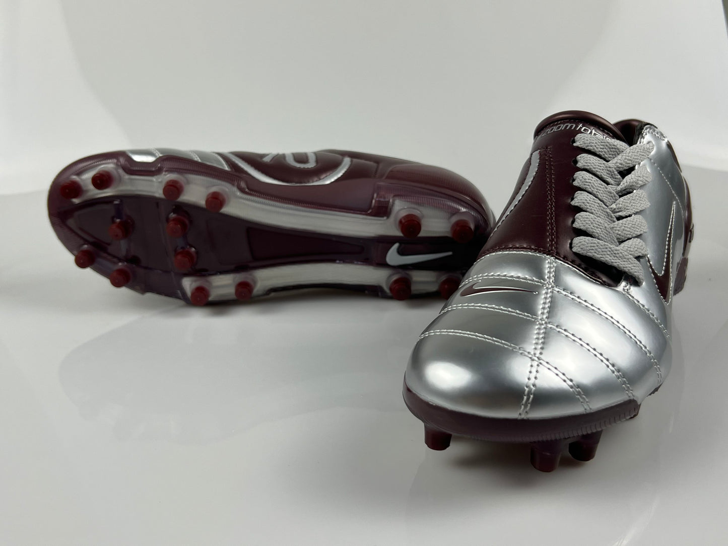 NIKE T90