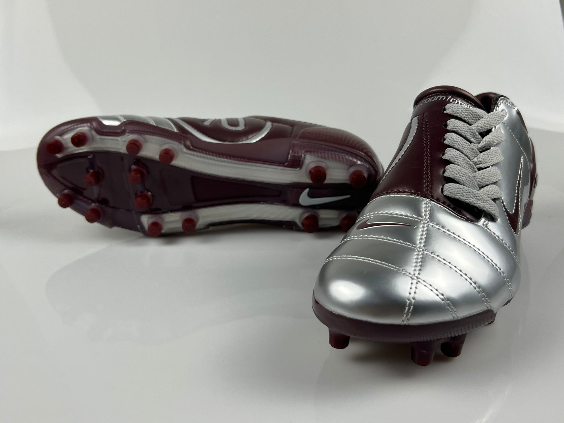 NIKE T90