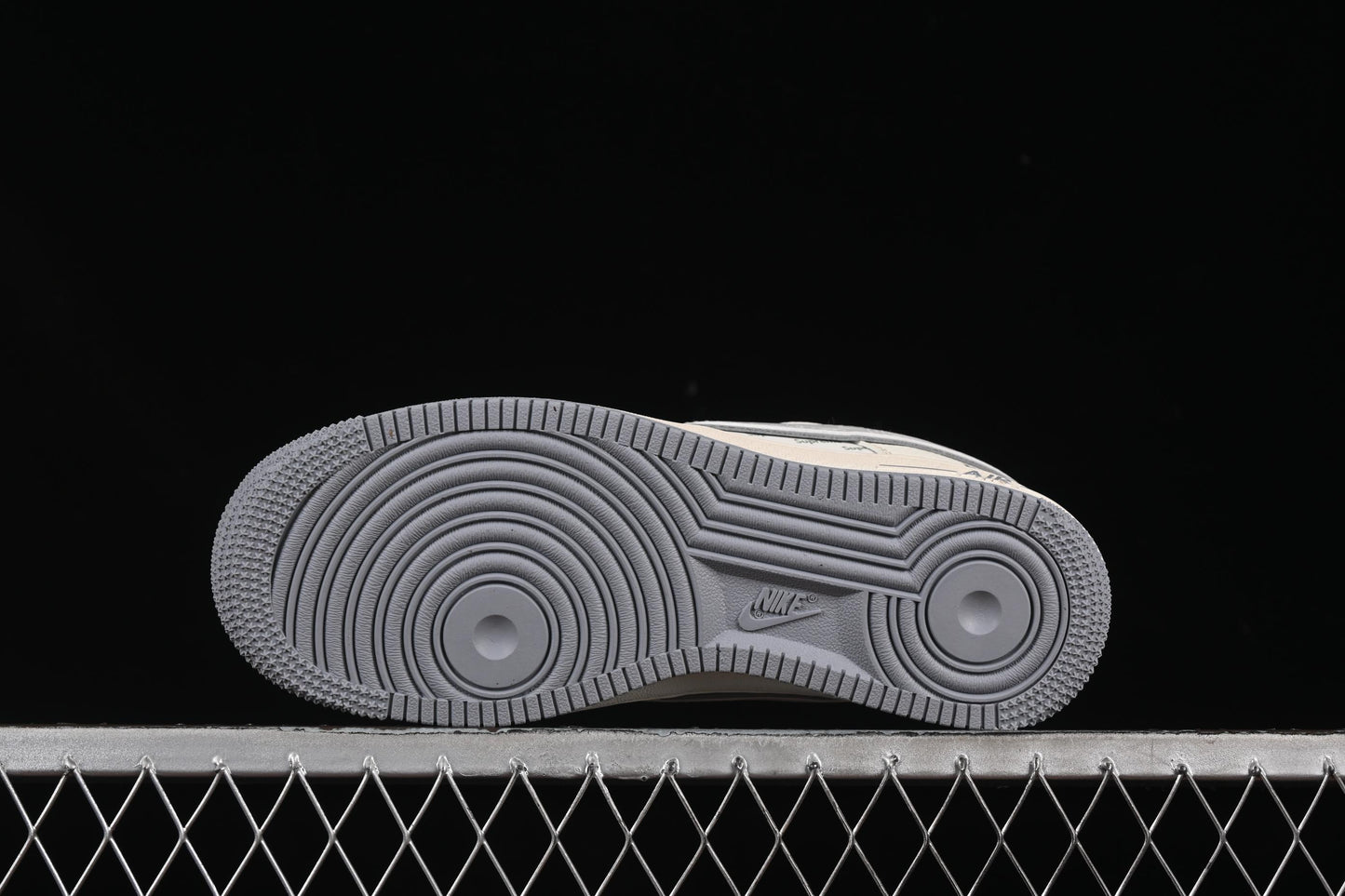 Nike Air Force 1 '07 Low Supreme Collaboration Beige Multi-Swoosh Casual Sneakers - XX3168-147