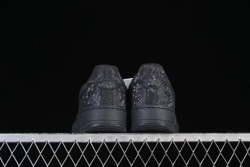 Nike Air Force 1'07 Low Casual Sneakers with Full-Length Air Cushion - IB0018-004