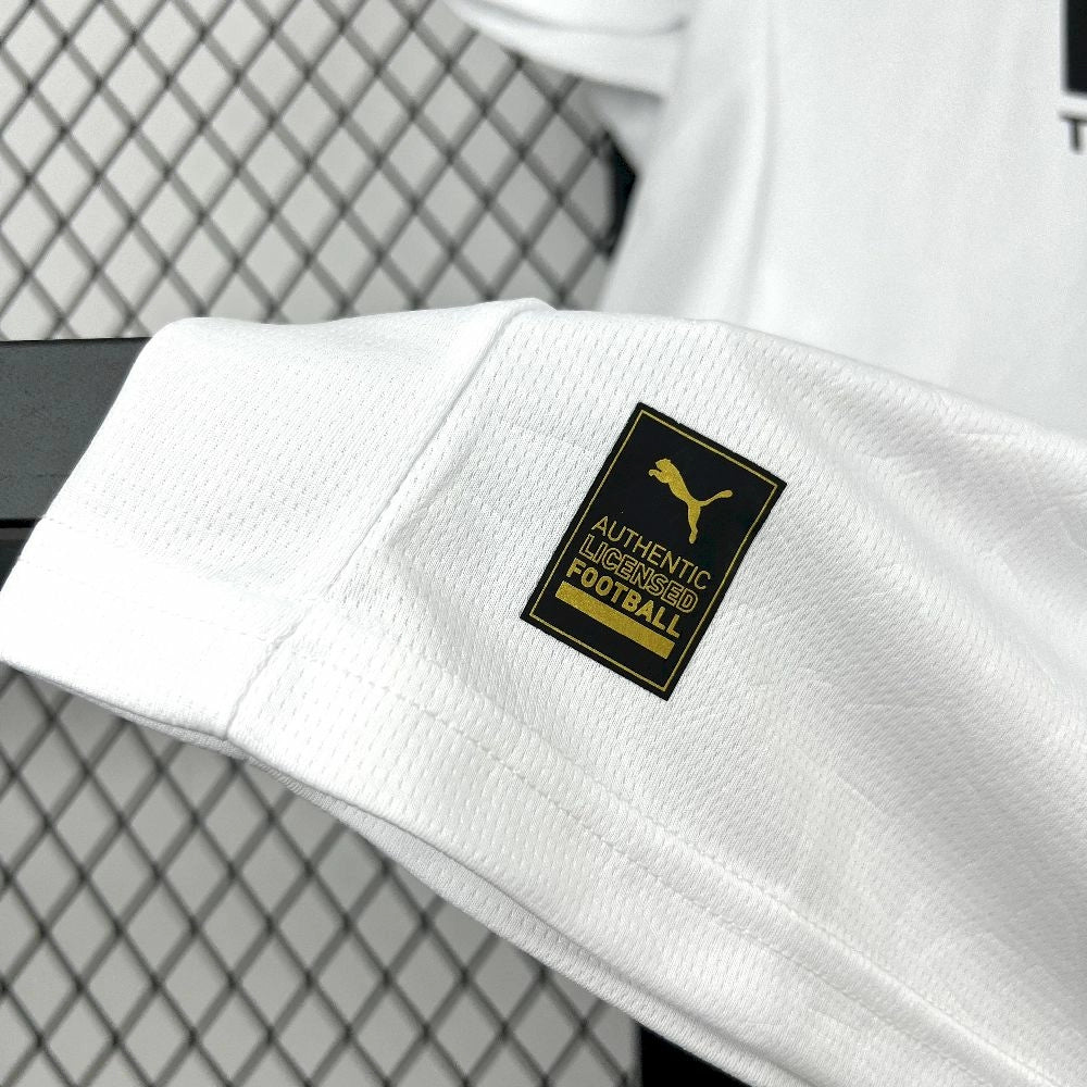 2025/26 Valencia CF Home Jersey