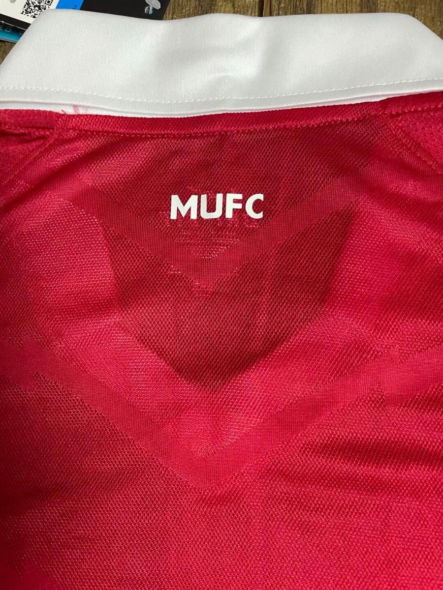 Retro 10/11 Manchester United Home Long Sleeve Jersey