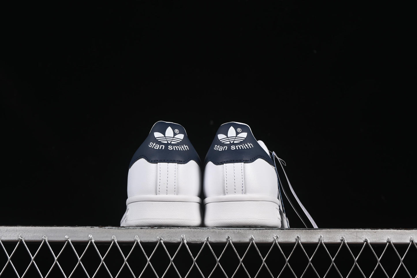 Adidas Stan Smith Classic Evergreen Casual Sneakers - M20325