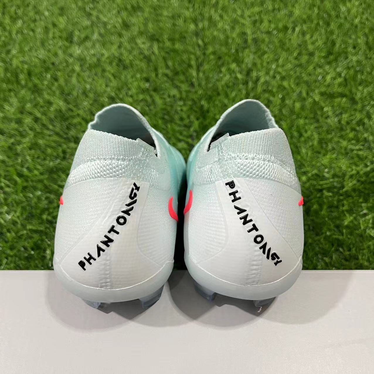 NIKE PHANTOM LUNA ELITE FG