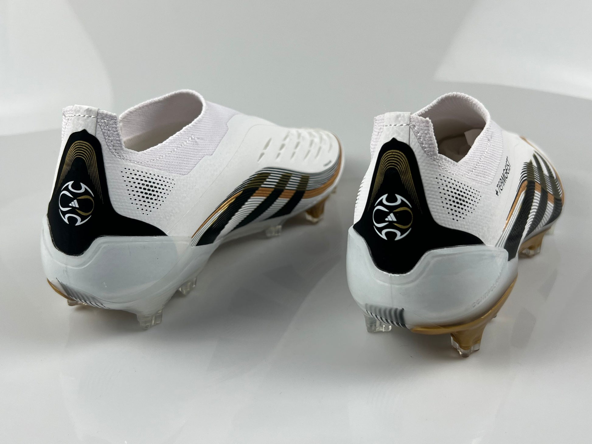 PREDATOR ACCURACY+ FG BOOTS