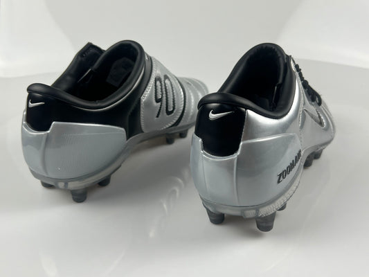NIKE T90